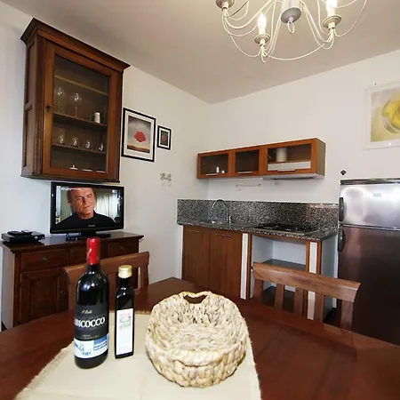 Elba Vip 4*